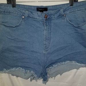 Forever 21 denim shorts size 18